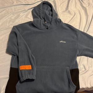 Blue and Black XL Arrow Sweatshirt